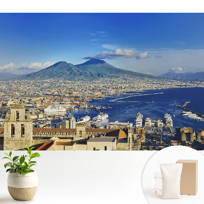 Festői táj vulkánnal és kikötővel