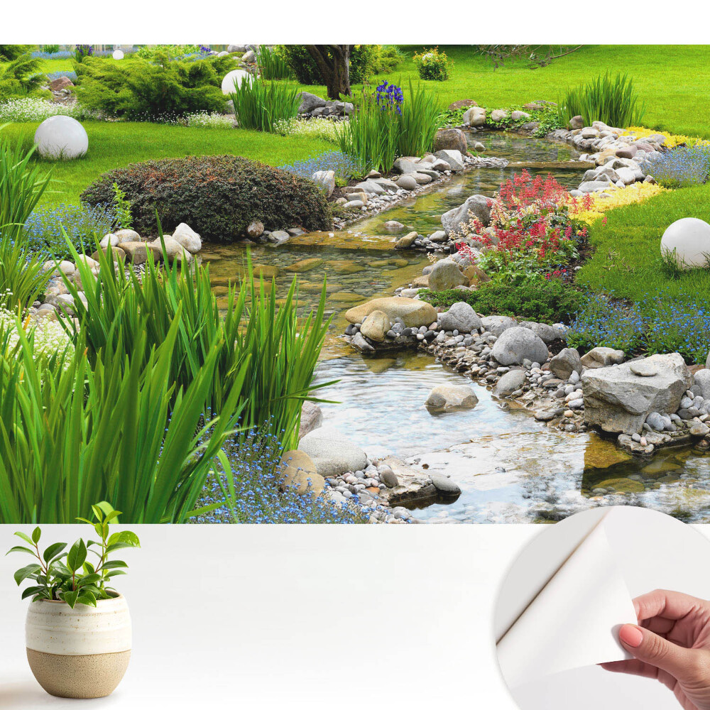Dekor tapéta Zöld kert kőpatakkal