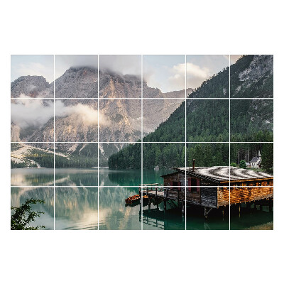 Öntapadós csempe matrica Festői házikó a tó mellett