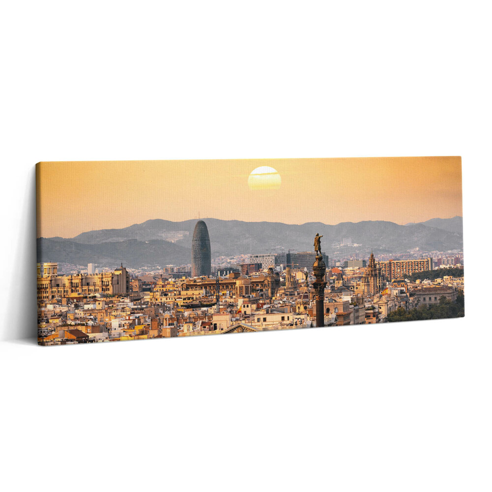 Canvas kép 125x50 A barcelonai Sagrada Familia tájképe