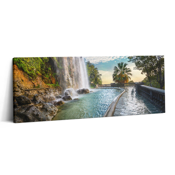 Canvas kép 125x50 Vízesés a Parc de la Colline du Chateau-ban