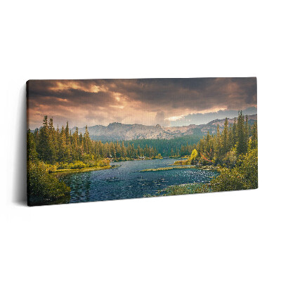 Vászonkép 140x70 Erdei táj hegyek és tó