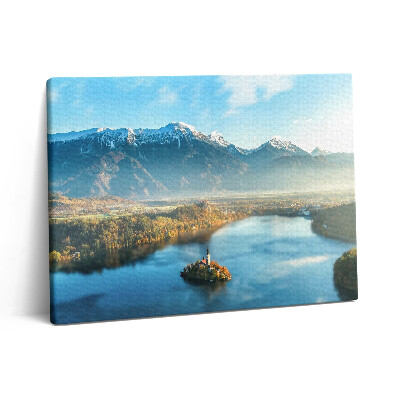 Vászonkép falra 80x60 Épület a hegyekben lévő tavon