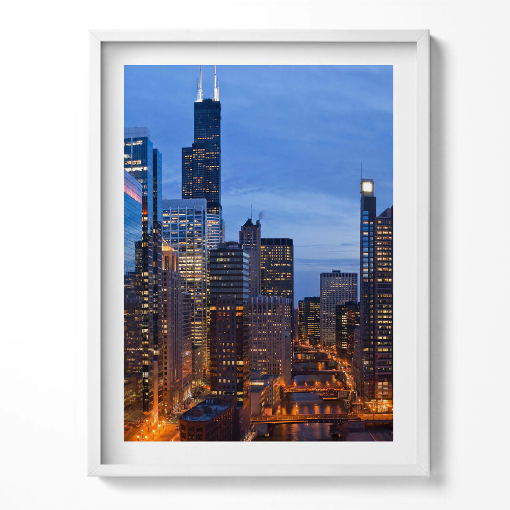 Kép keretben Nagyvárosi épületek fényei