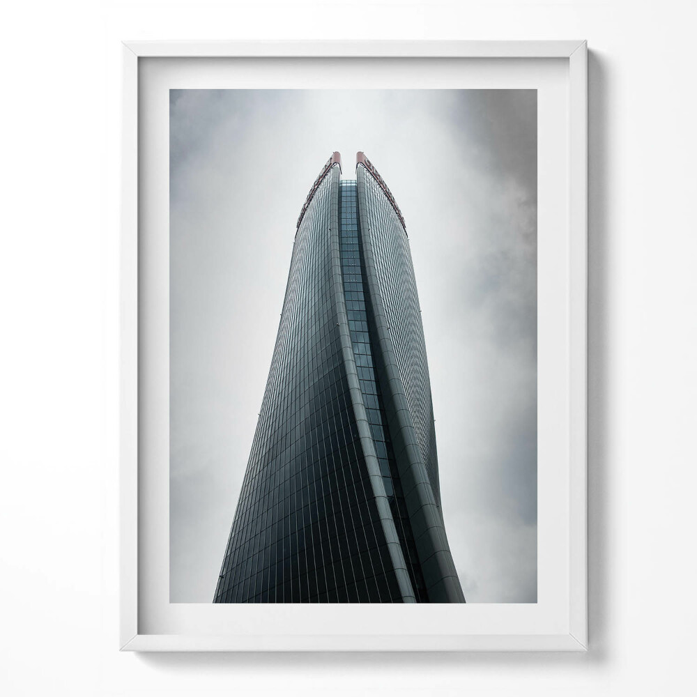 Kép keretben Felhőkarcoló Milánóban