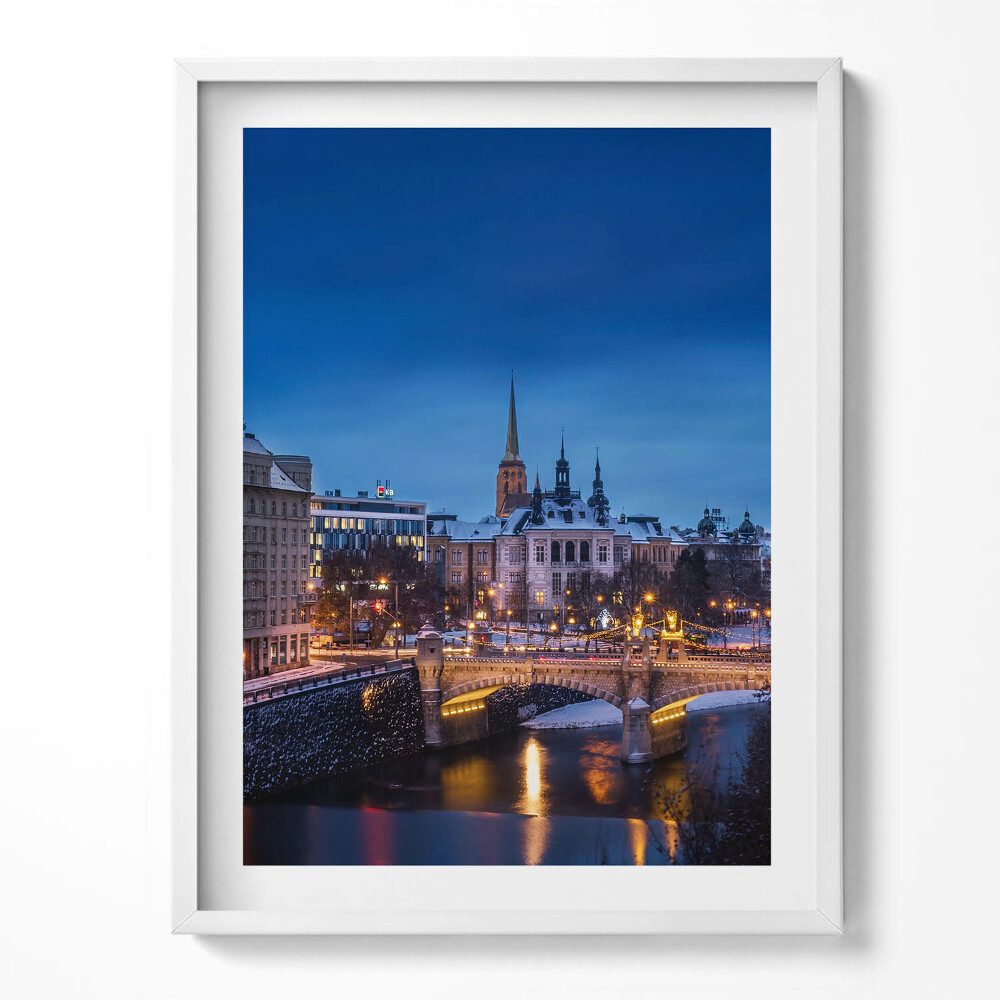 Keretezett kép Egy nő színes szeme