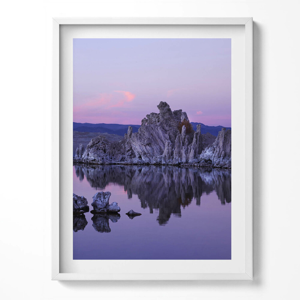 Keretezett kép Sziklák tükröződése a vízben