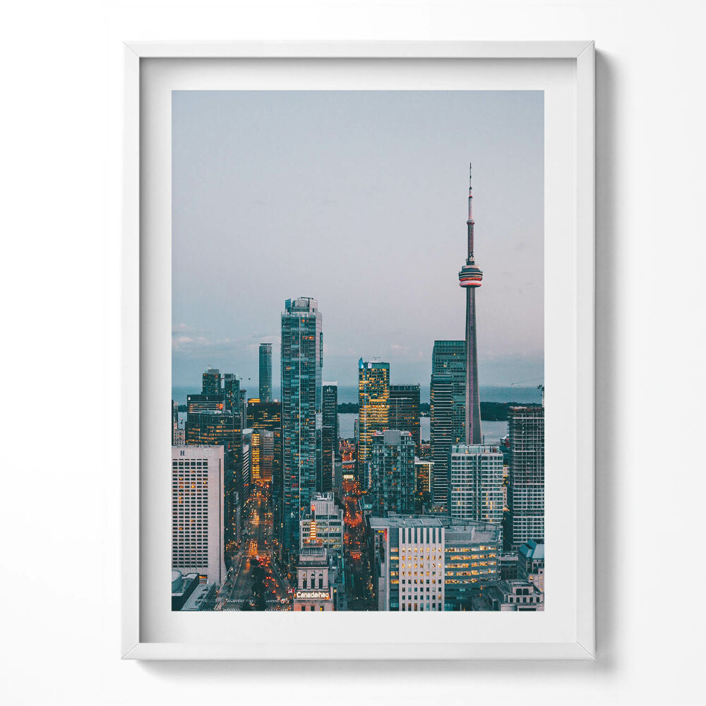 Kép keretben Épület egy hegyi tavon