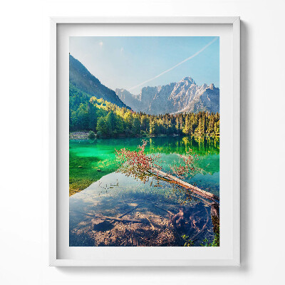 Keretezett kép Hegyi tó tájkép fák között