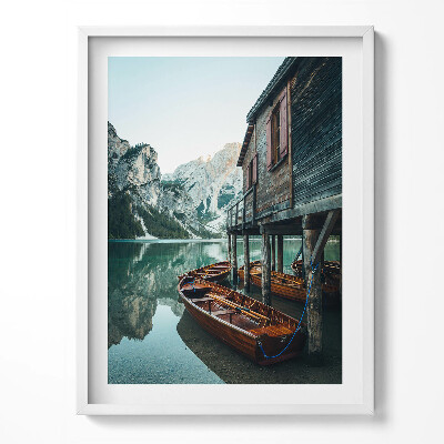 Kép keretben Hegyi ház a tavon és csónak