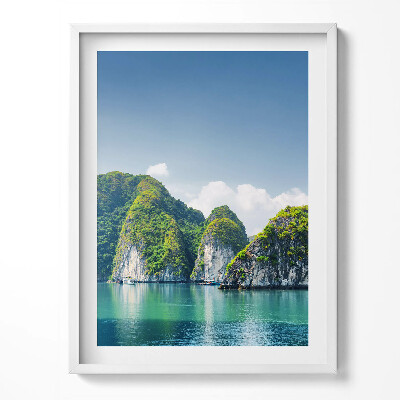 Kép keretben Közelkép egy piros rózsáról a harmatban