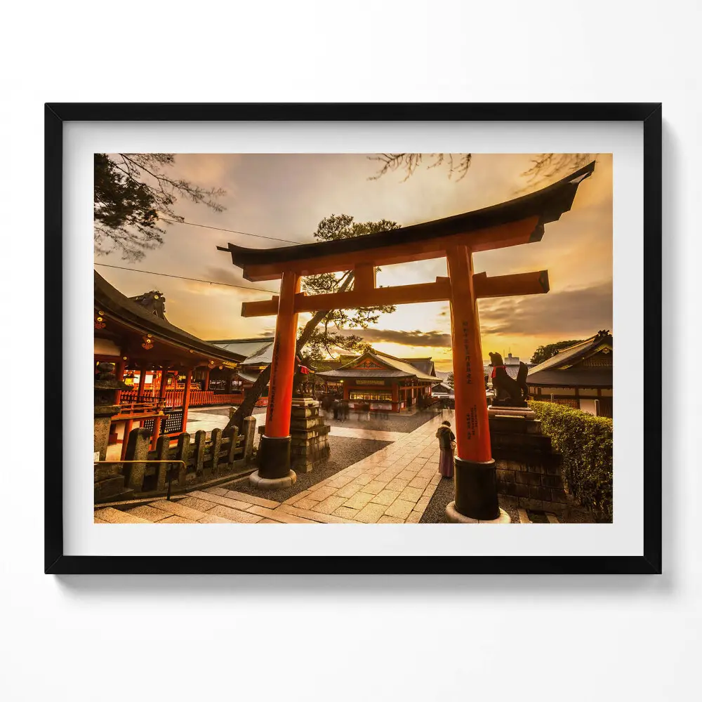 Kép keretben Torii kapu japán templom