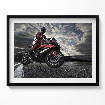 Kép keretben Motoros a motorján