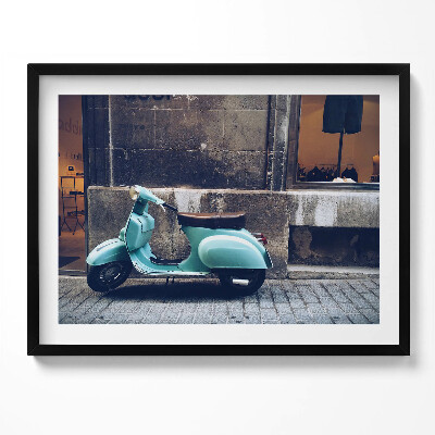 Kép keretben Kék robogó egy fal mellett