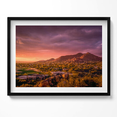 Kép keretben Naplemente a hegyek felett