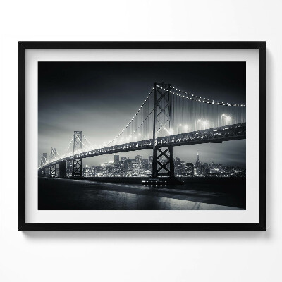 Kép keretben Fekete-fehér híd város háttérrel
