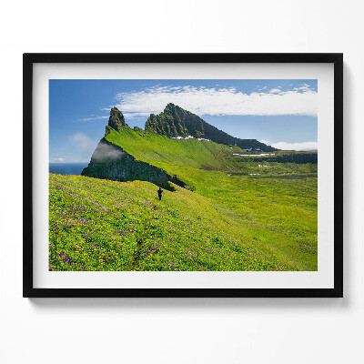 Kép keretben Zöld dombok hegyek felhők