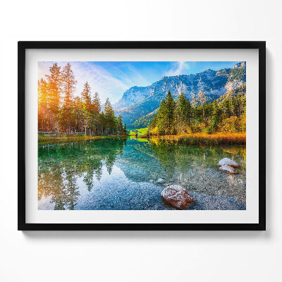 Kép keretben Tó hegyek fák tükröződés