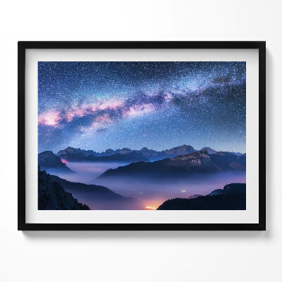 Kép keretben Csillagos égbolt hegyek felett