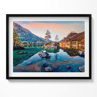 Kép keretben Tó hegyek fák naplemente