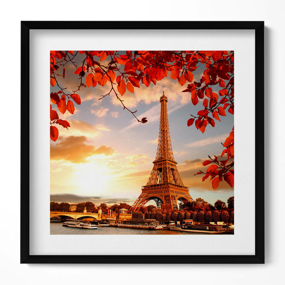 Keretezett falikép Párizsi Eiffel-torony őszi falevelekkel