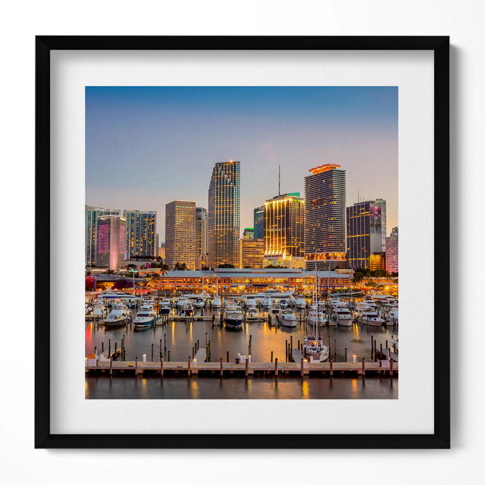 Keretezett falikép Városi kikötő naplementében