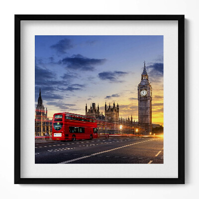 Keretezett falikép Piros busz a városban