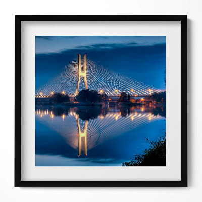 Keretezett falikép Híd éjszakai fényekben tükörkép
