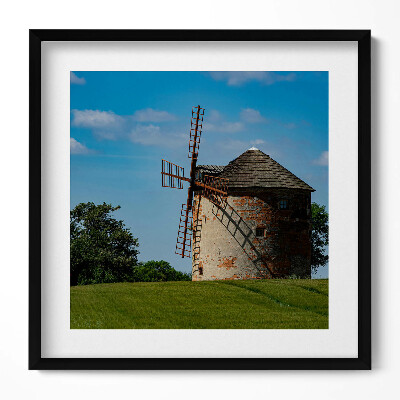 Keretezett falikép Szélmalom zöld mezőn