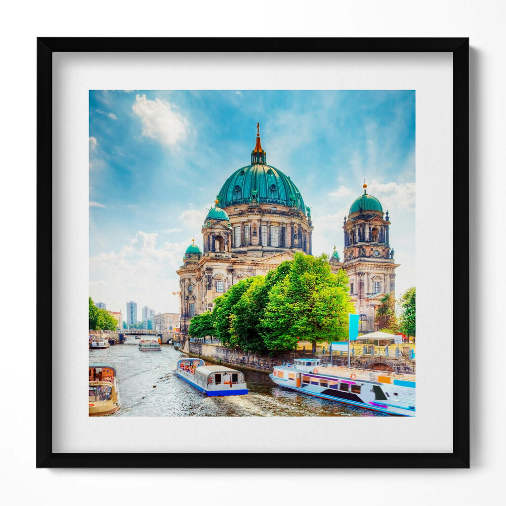 Keretezett falikép Dóm és csónakok a vízen