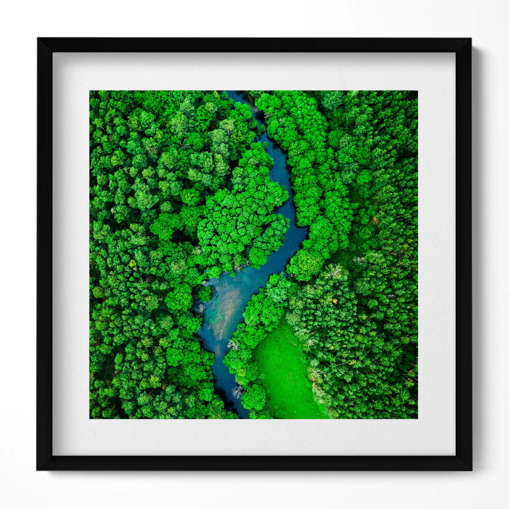 Keretezett falikép Zöld erdő és kanyargós folyó