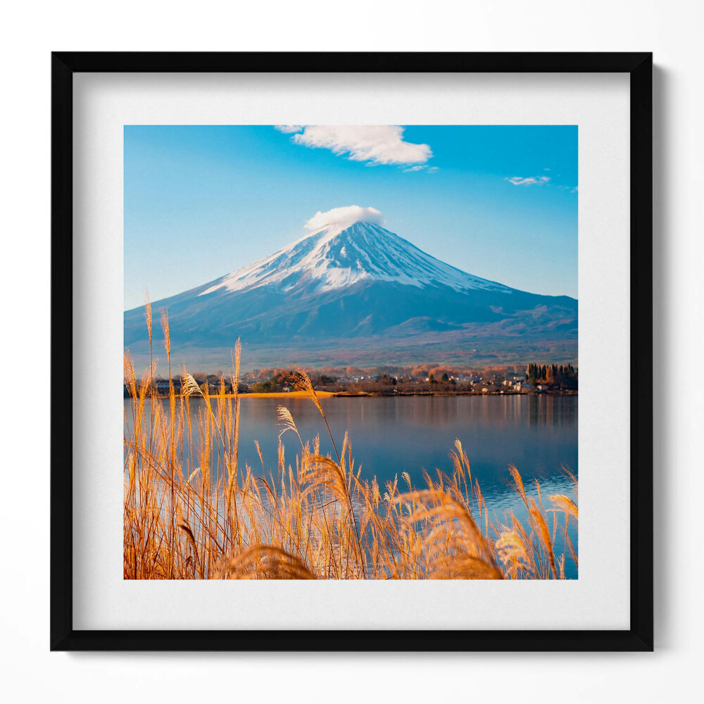 Keretezett falikép Hegyi táj tóval és náddal