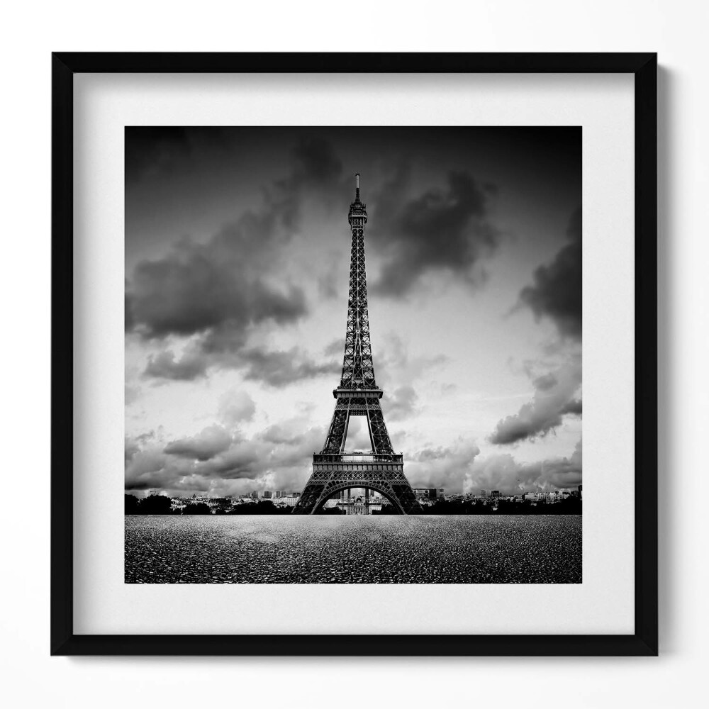 Keretezett falikép Eiffel-torony fekete-fehérben