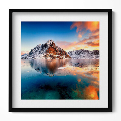 Keretezett falikép Hegyek és tükörsima vízf surface