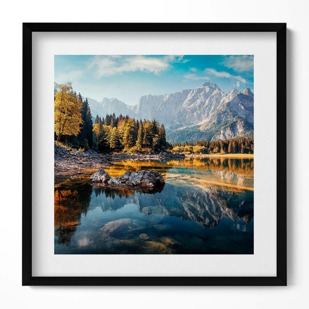 Keretezett falikép Hegyek és tükörsima tó