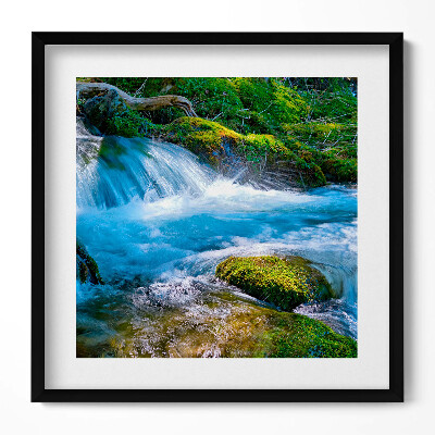 Keretezett falikép Zöldellő táj vízesés és patak