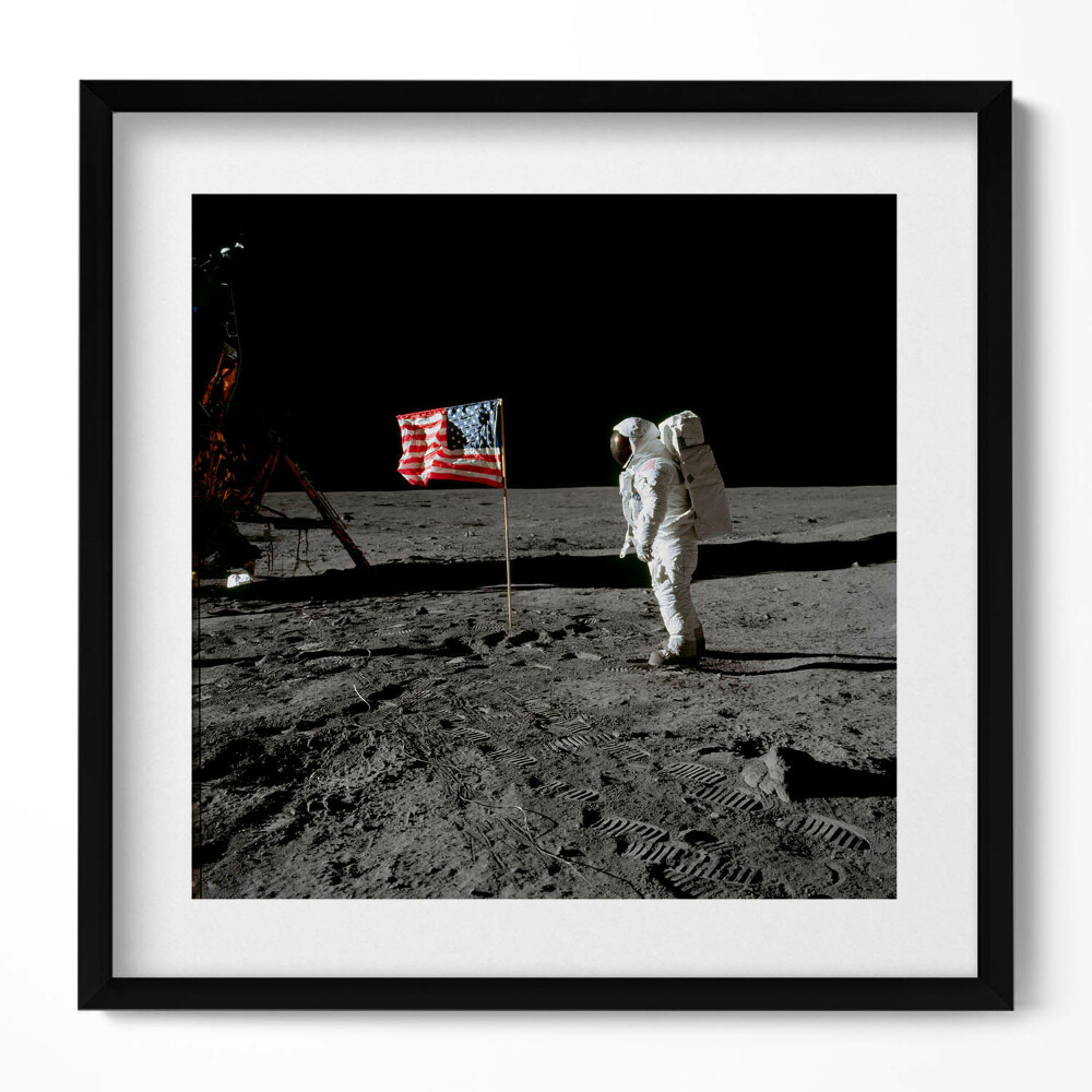 Keretezett falikép Holdra szállás amerikai zászló