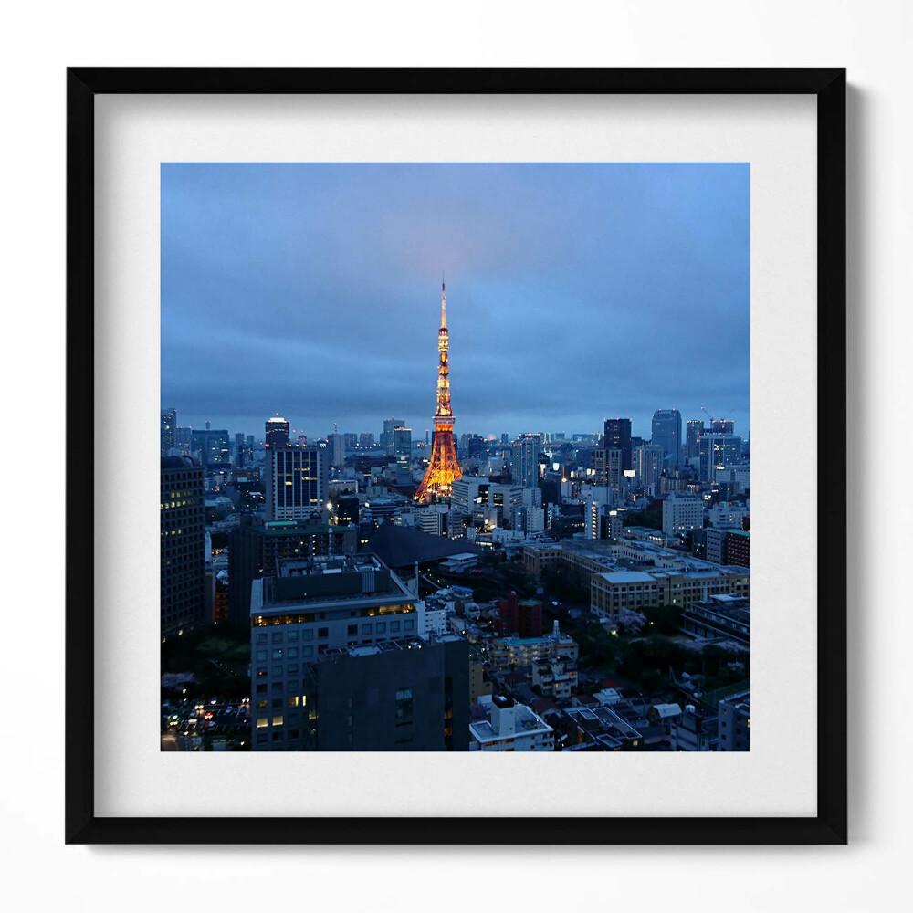 Keretezett falikép Tokió városképe világító torony