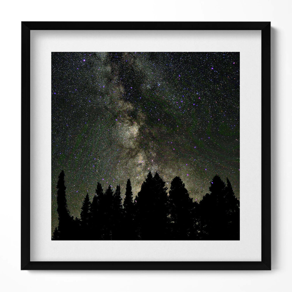 Keretezett falikép Csillagos égbolt erdősilhuettel