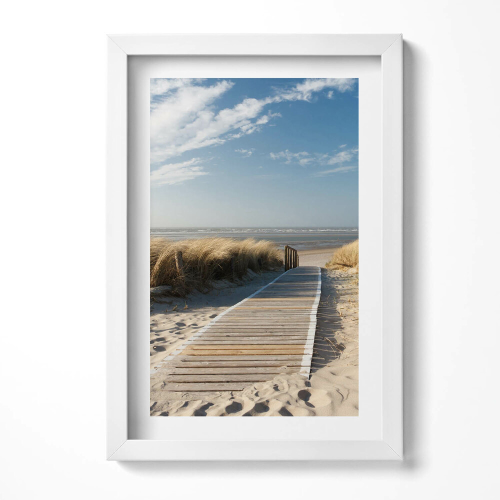 Keretezett kép Tengerparti stég a homokdűnék között