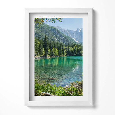 Keretezett kép Tiszta tó hegyek erdő