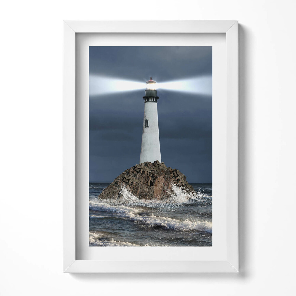 Keretezett kép Világítótorony viharos tengerparton