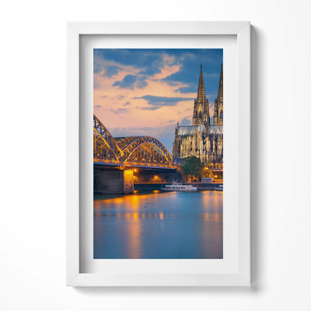 Keretezett kép Kölni dóm és híd