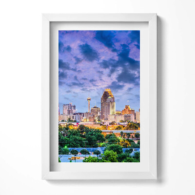Keretezett kép Városi táj felhőkkel