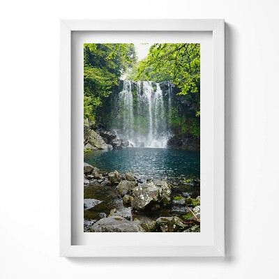 Keretezett kép Zöld dombok vízesés tiszta tó