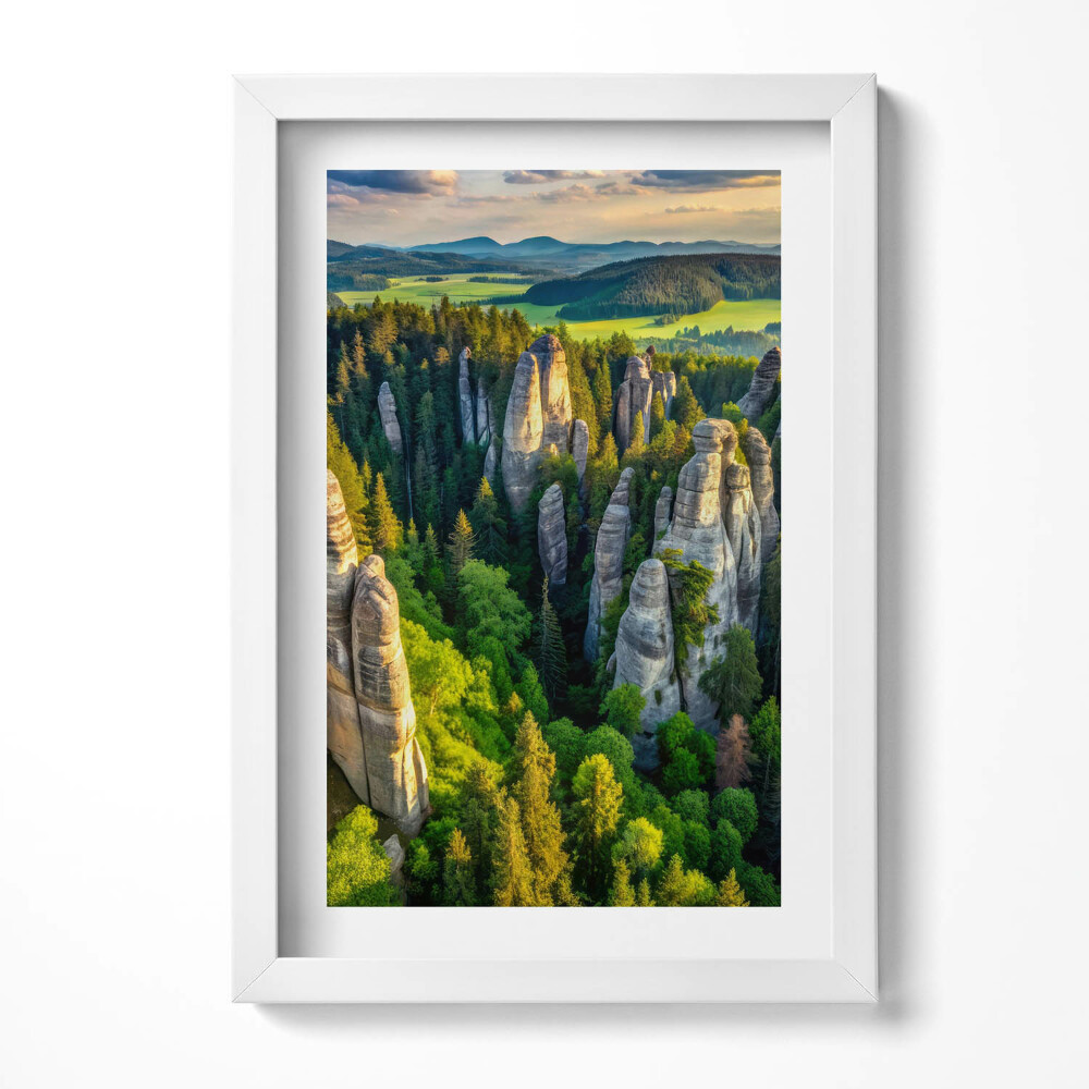 Keretezett kép Sziklás táj zöld erdővel