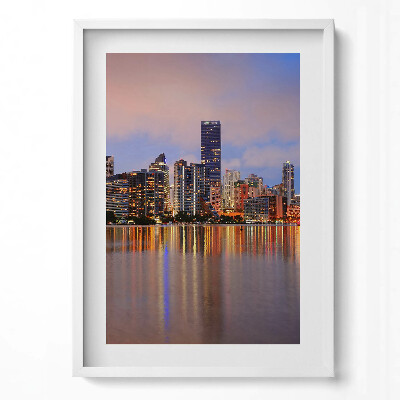 Függőleges kép keretben Városi táj vízparti fények