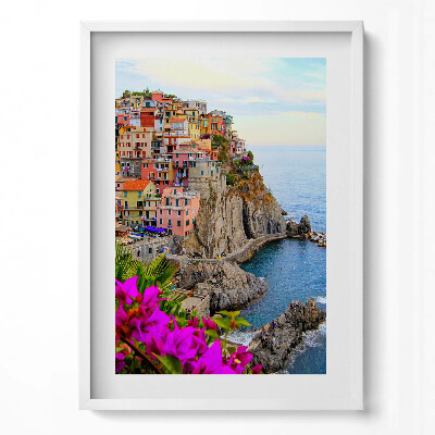 Függőleges kép keretben Színes tengerparti városkép