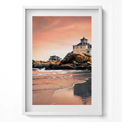 Függőleges kép keretben Tengerparti ház sziklákon