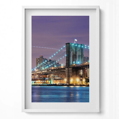 Függőleges kép keretben Brooklyni híd éjszakai fényekben